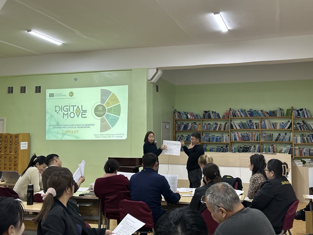ХААИС-ийн Дархан-Уул аймаг дахь салбар сургуулийн багш, ажилтан, ажиллагсад дээд боловсролын сургалтын байгууллагын дижитал шилжилтийн стратеги боловсруулах сургалтад хамрагдлаа.